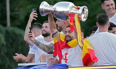Spain celebrate winning Euro 2024